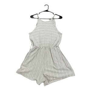 Light Grey Textured Romper - Boho Chic Summer Style, Size M